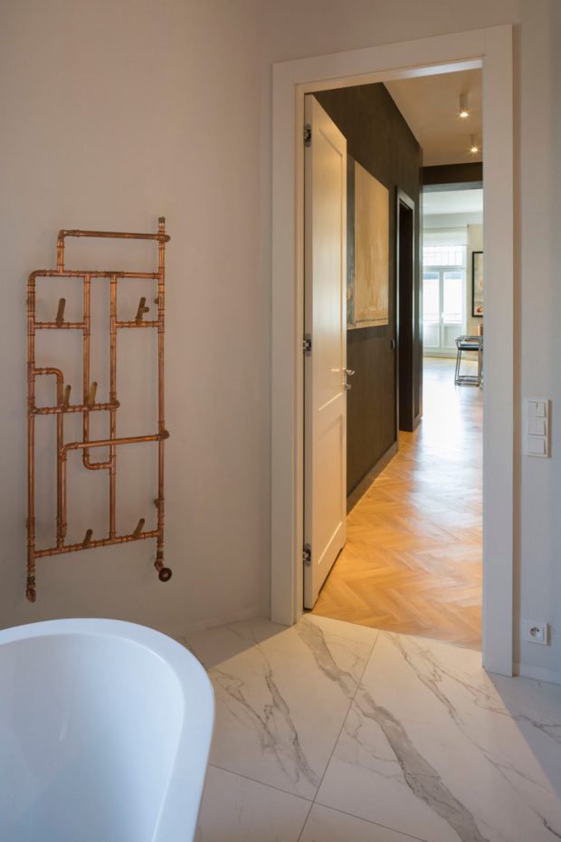 Warsaw-apartment-Indoor-15-810x1215